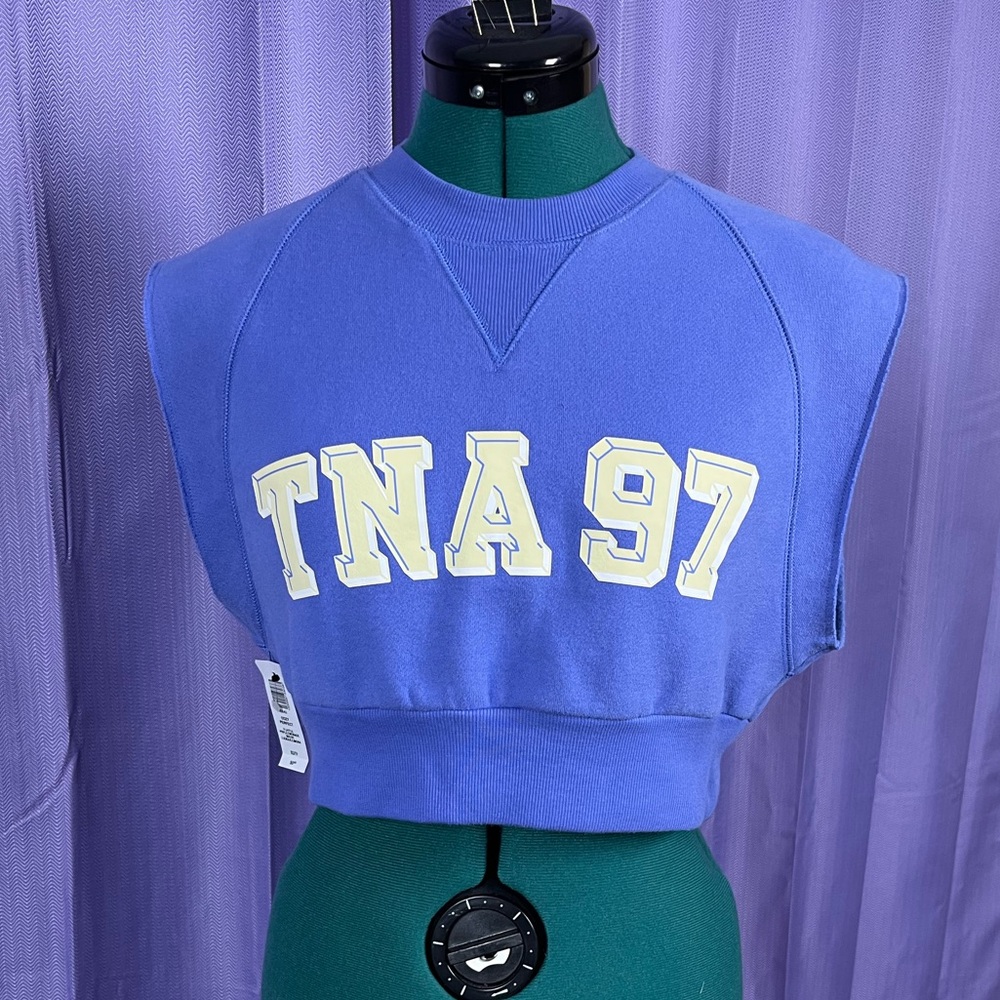 BNWT TNA Fuzzy Cropped Sweater